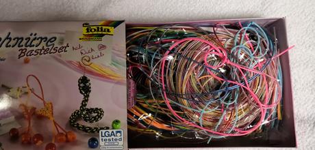 Bužírky 190 ks barevné třpytivé,