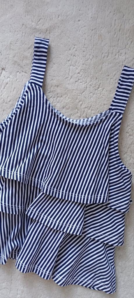 Tílko zn."lc waikiki" vel."5-6let",