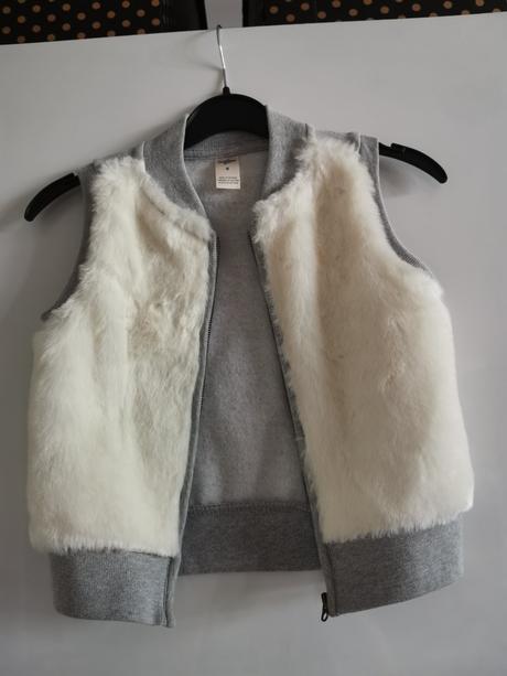 Vesta vestička vel. 122, 122