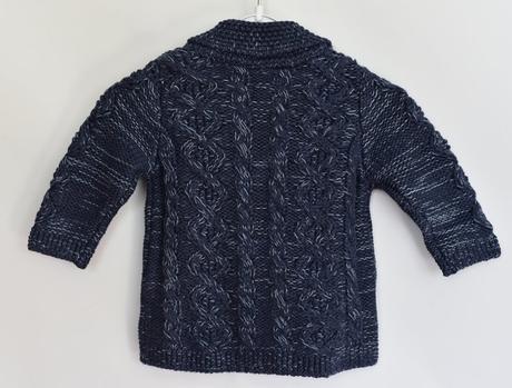 Svetr vel. 0 - 1m, next,50