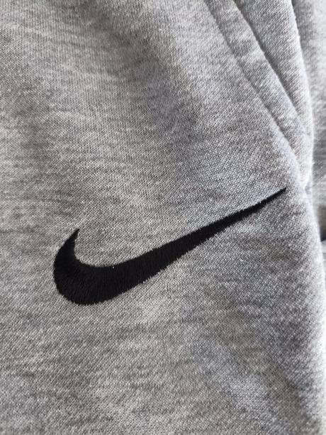 Tepláky pánské/chlapecké v.s nike, nike,s