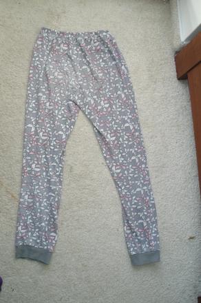 Pyžamové kalhoty na donošení, 140