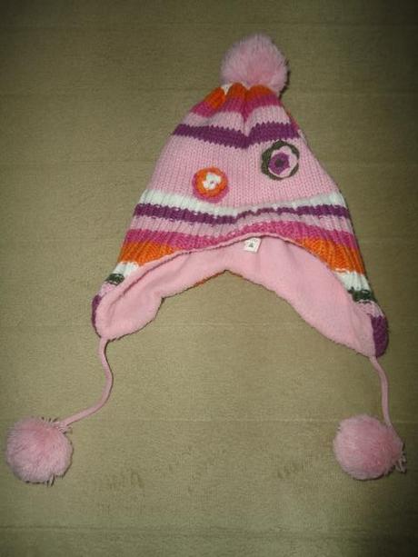 Hezká dvojitá čepička velikost 2-3 roky, 98