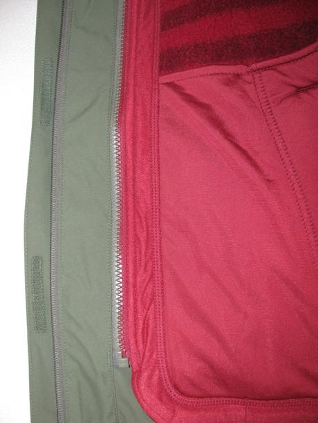 Zimní khaki bunda s kapucí 3 v jednom vaude v.38/s, s