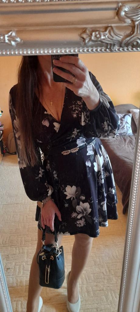 Lipsy květované šaty s dlouhými rukávy, lipsy london,42