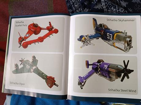 Kniha lego cesta za dobrodružstvím,