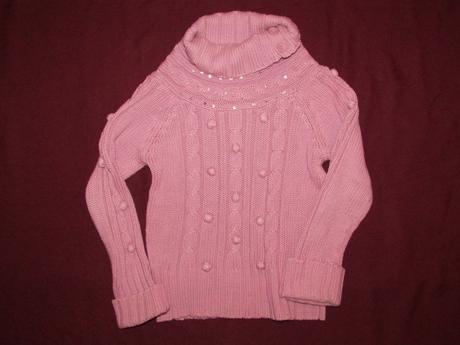 Svetr s rolákem na knoflíky, 122
