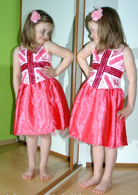 Karnevalové růžové šaty princezna či víla,