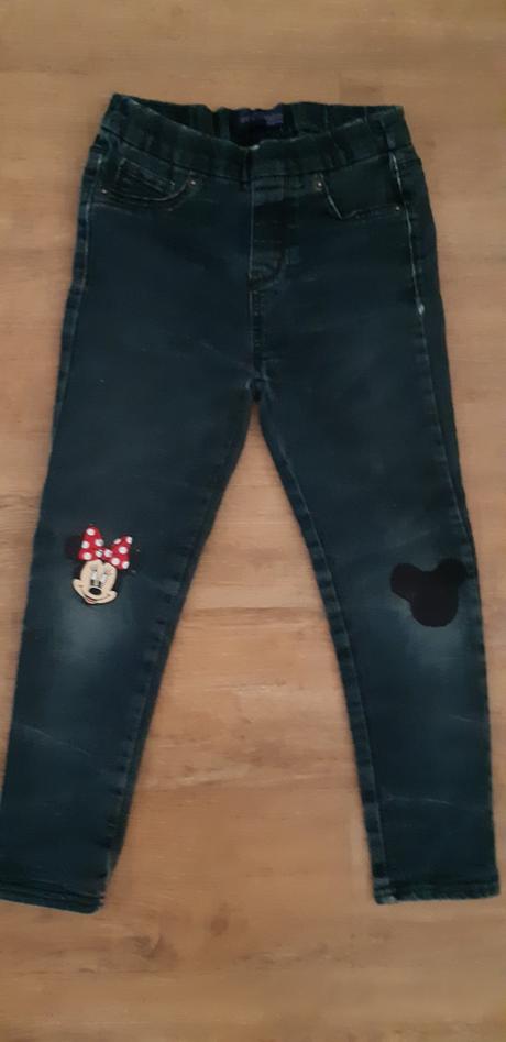 Pružné džíny, levis,110