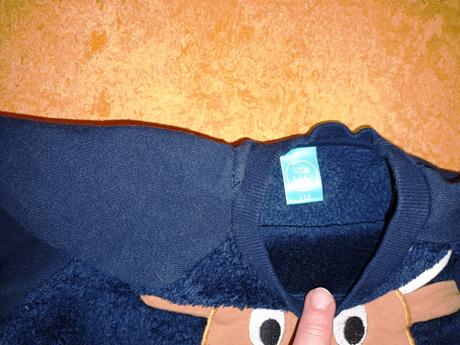 Mikina se sobem vel. 104, 104