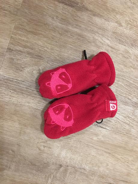 Rukavičky, gmini,68