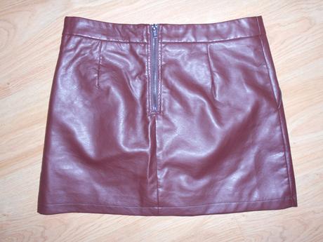 Sukně vel.36/38 zn.c&a                  2  kusy, c&a,36