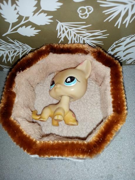 Lps - littlest pet shop - pelíšek velký,