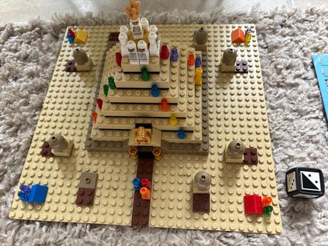 Pyramid lego hra, 
