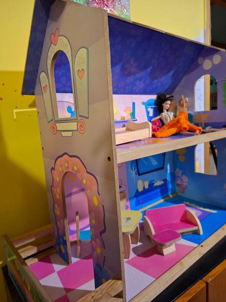 Domeček pro panenky,