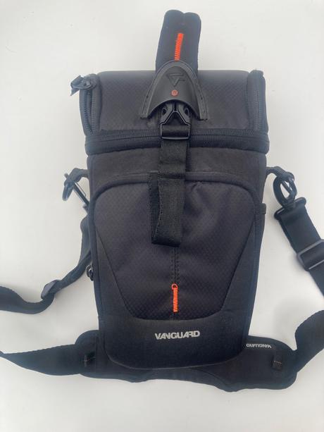 Fotobrašna vanguard up-rise 15, 