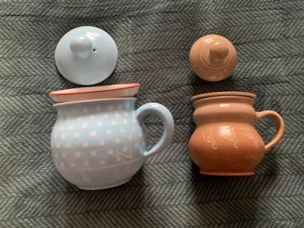 2 keramické hrničky na sypaný čaj, 