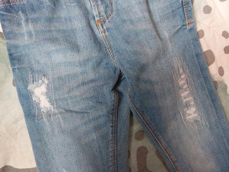 Trhané džíny + kšandy kočičky, dopodopo,110