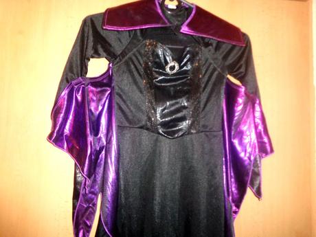 Karneval - šaty pro královnu upírů - 7 - 8 let, 