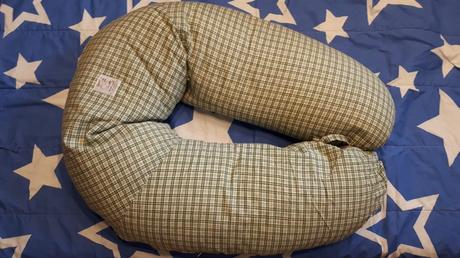 Polštář na kojení,