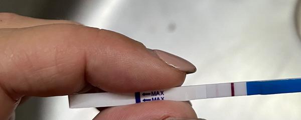 Je těhotenský test po 21 dnech pozitivní?