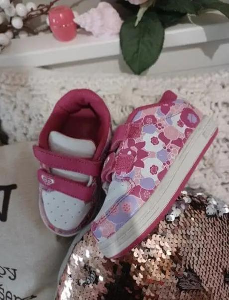 Kytičkové tenisky roxy, roxy,23