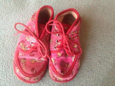 Dívčí papuče, 20
