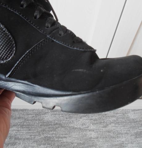 Černé kotníčkové boty tenisky botasky, nike,40