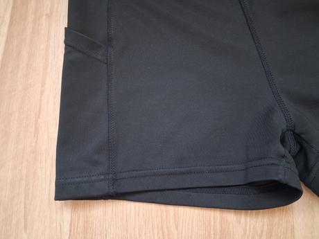 Černé kraťasy vel. s, s