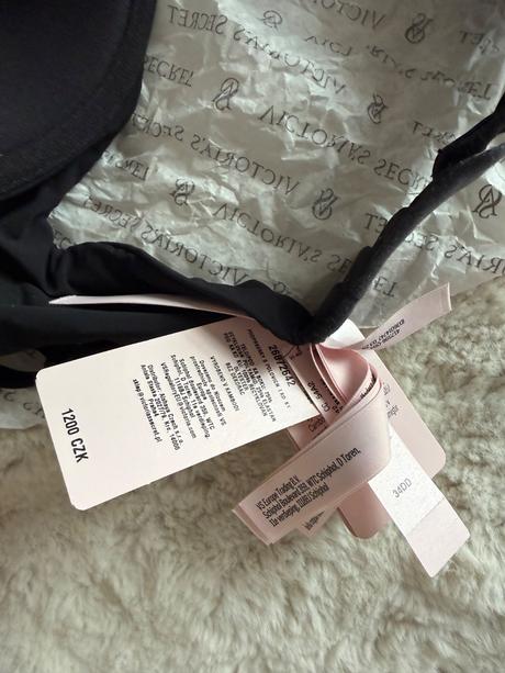 Podprsenka victoria secret, victoria's secret,75e