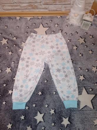 Chlupaté teplaky, 98