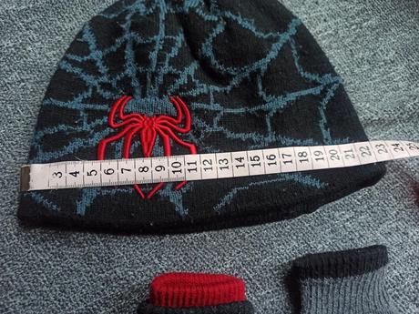 Čepice a rukavice, 122