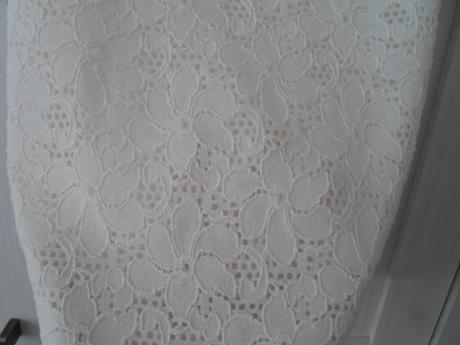 Bílé krajkové tričko tílko bílý top amisu, amisu,m