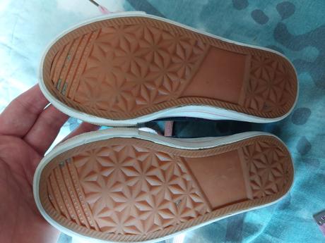 Tenisky květiny kamínky, 30