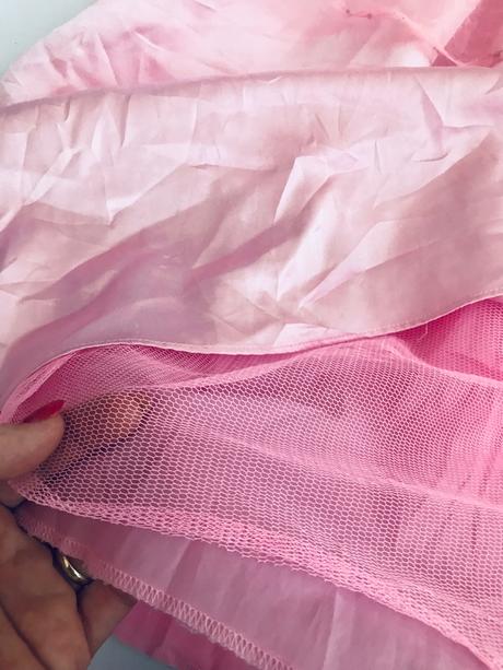 St1/ kostým barbie - v.5/6 let, 