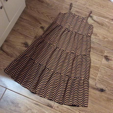 Dlouhé letní šaty s vlnkami, h&m,140