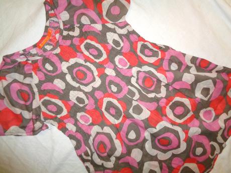 Pěkná vzdušná tunika, staccato,164