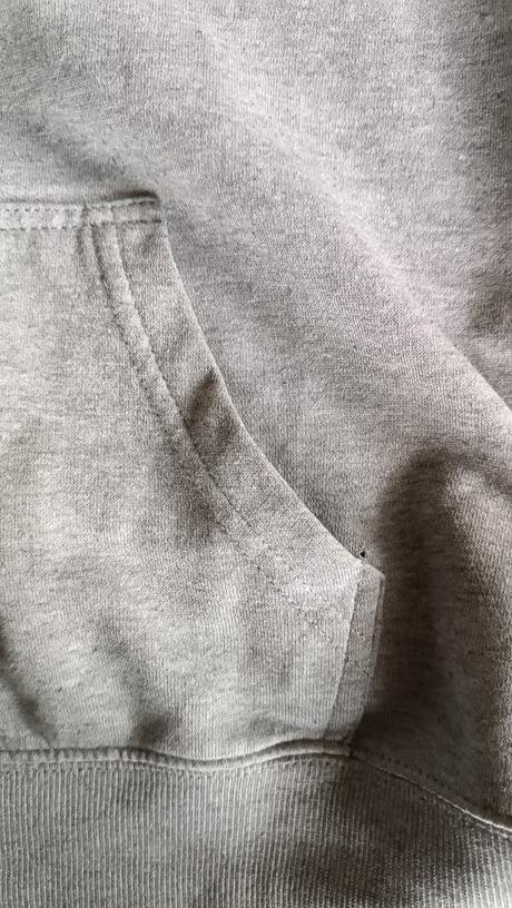 Kvalitní měkká mikina klokanka, m