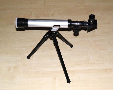 Dětský astronomický teleskop,