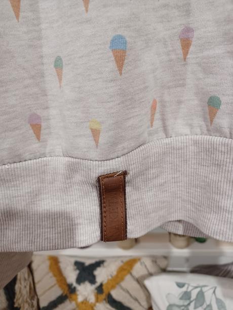 Zmrzlinková mikina naketano xxs/152-158, 158