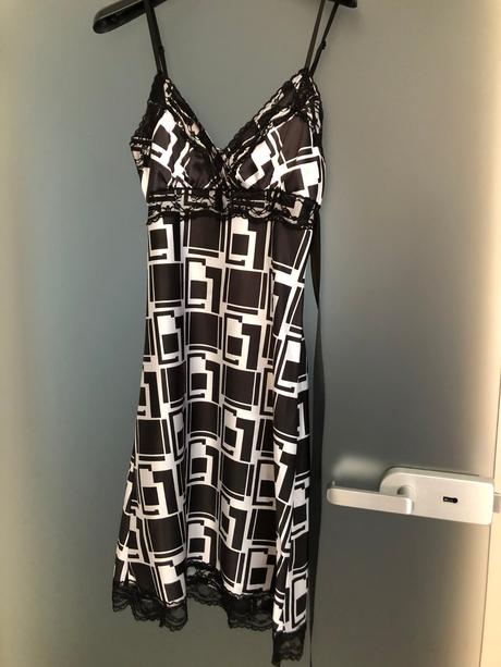 Černobílé byznys šaty vel.s 36 krajka mašle kostka, s