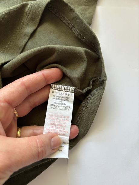 Triko crop top khaki - v.7/8 let, primark,128