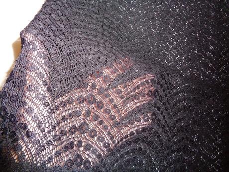 Černý krajkový top, atmosphere,40