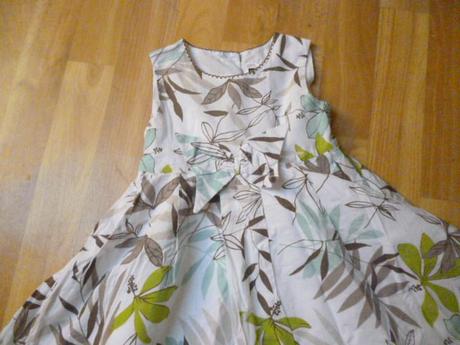 Kytkaté šaty vel. 2-3 m-co, m&co,98