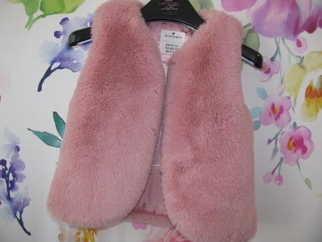 Krásná dívčí vesta z umělé kožešiny matalan, matalan,92