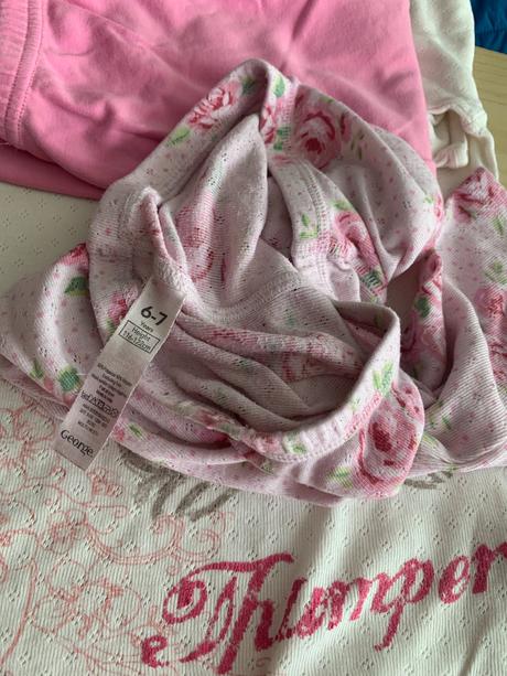 Pyžamo & triko + dvoje gatě vel. 122/128, marks & spencer,122