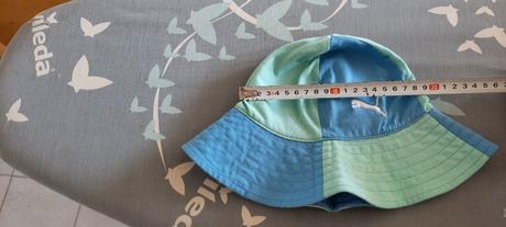 Klobouček značky puma, puma