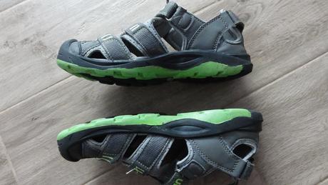 Sandále umbro vel. 35, 35