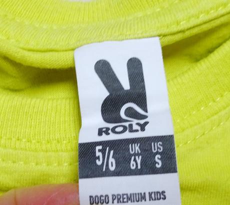 Žluté tričko, roly,116