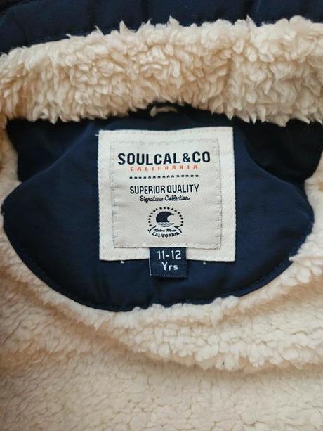 Vesta s beránkem, vel. 11-12 let, 146